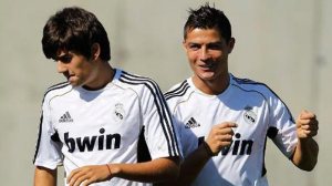 Enzo has trained with the first team but has yet to feature (Image from anninhthudo.vn)