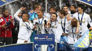 Swansea players celebrate the League Cup win (Image from Getty)