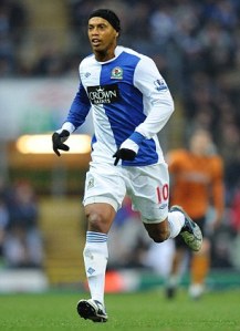 Lofty plans to bring Ronaldinho to Blackburn never materialized (Image from Daily Mail)