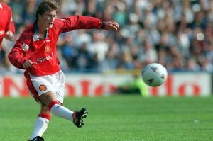 Beckham scores his famous goal against Wimbledon (Image from Getty)