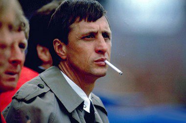 cruyff cigarette Chain smoking Cruyff (Image from Getty) – Official Back Of The Net