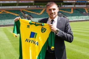 Hooper waiting for his chance (Image from PA)