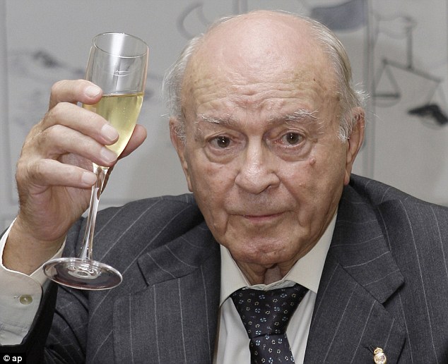 Football Mourns The Passing Of The Blond Arrow – Alfredo Di&nbsp;Stefano