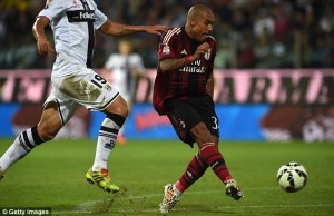 De Jong scored a wonderful goal to put Milan 4-2 ahead  (Image from AFP)