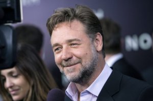 Self proclaimed Leeds fan Russell Crowe was rumoured to be considering buying the club  (Image from Reuters)