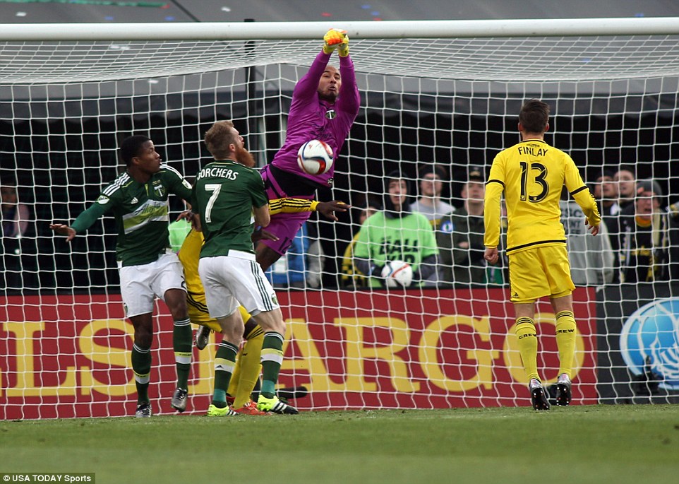 2F1FCCC500000578-3348536-image-a-59_1449442367774