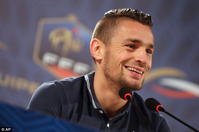 article-2672677-1F0CEC6700000578-316_634x423